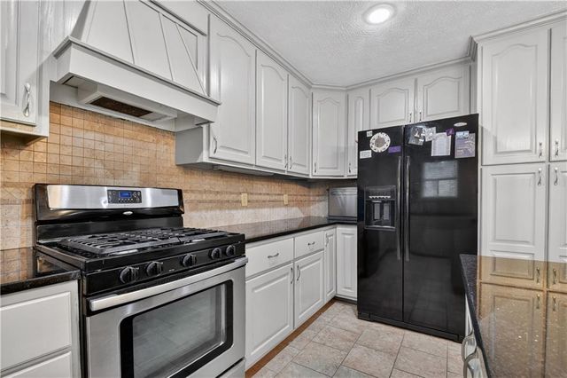 7634 Chatsworth Highway, Ellijay, GA 30540