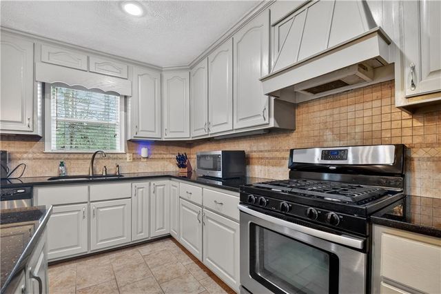 7634 Chatsworth Highway, Ellijay, GA 30540