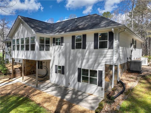 7634 Chatsworth Highway, Ellijay, GA 30540