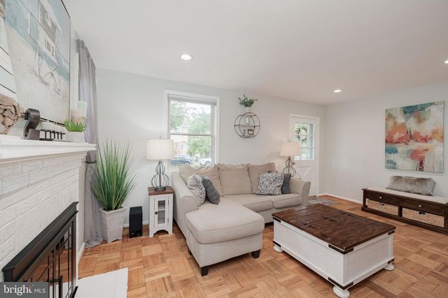 2918 ADAMS PLACE, Falls Church, VA 22042