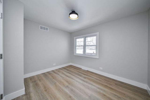 5740 Ridgewood Drive, Western Springs, IL 60558