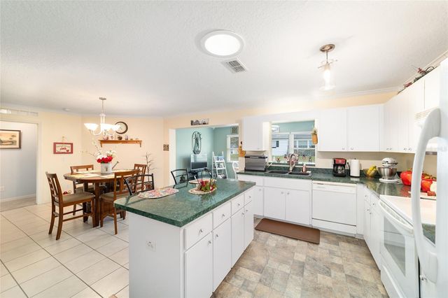 9708 SW 97TH STREET, Ocala, FL 34481