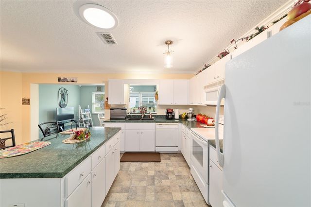 9708 SW 97TH STREET, Ocala, FL 34481