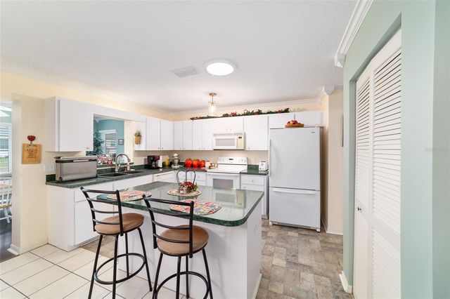 9708 SW 97TH STREET, Ocala, FL 34481