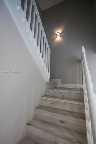 935 Lemonwood Ct -, Hollywood, FL 33019