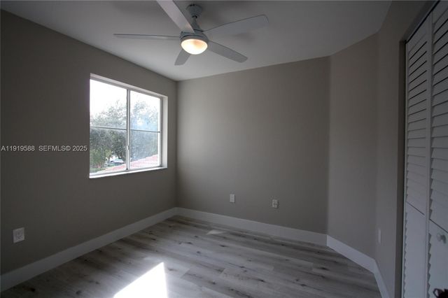 935 Lemonwood Ct -, Hollywood, FL 33019