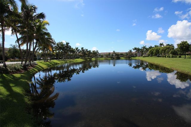 935 Lemonwood Ct -, Hollywood, FL 33019