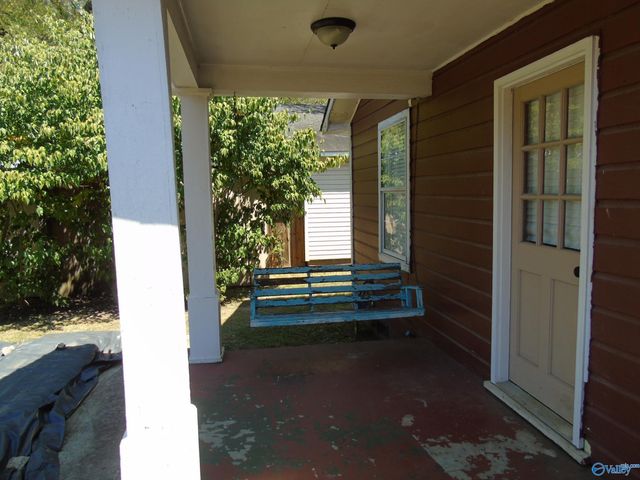 303 Mccullough Avenue, Huntsville, AL 35801
