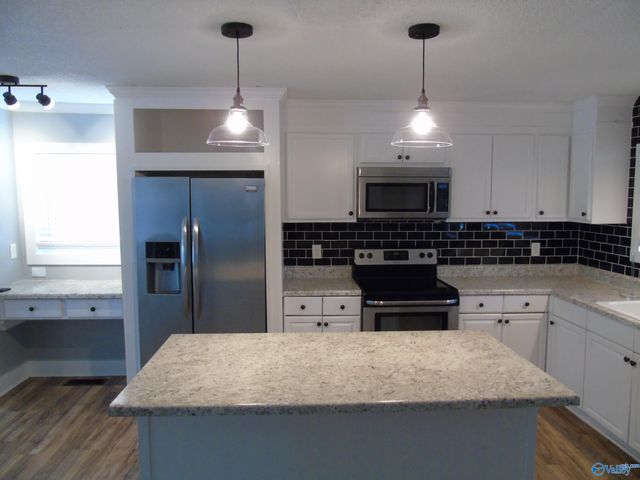 303 Mccullough Avenue, Huntsville, AL 35801