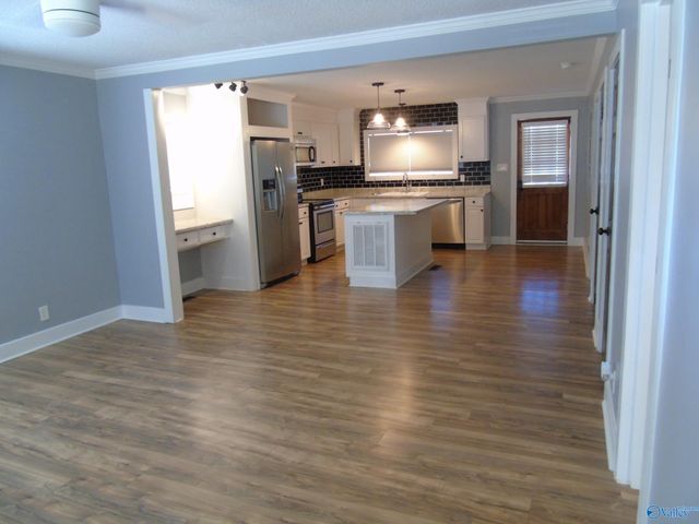 303 Mccullough Avenue, Huntsville, AL 35801