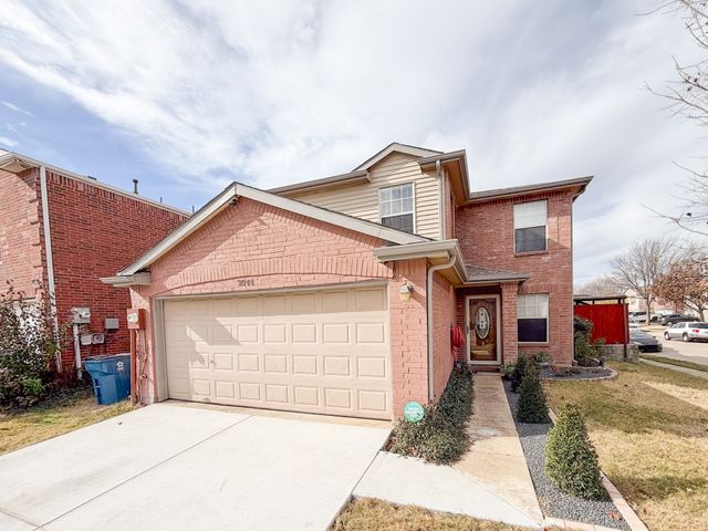 2044 Talon Drive, Lewisville, TX 75077