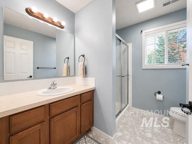 731 E Ridge Dr, Eagle, ID 83616
