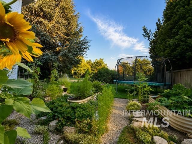 731 E Ridge Dr, Eagle, ID 83616