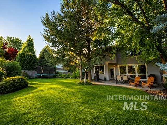 731 E Ridge Dr, Eagle, ID 83616