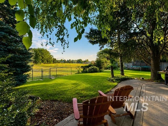 731 E Ridge Dr, Eagle, ID 83616