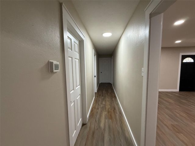 2818 Spa Drive, Deer Park, TX 77536