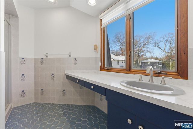 125 Hickory Avenue A, Tenafly, NJ 07670