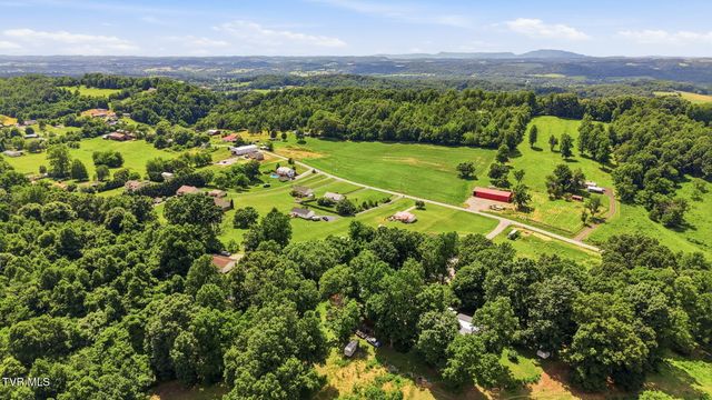 122 Spring Hollow Lane, Jonesborough, TN 37659