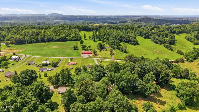 122 Spring Hollow Lane, Jonesborough, TN 37659