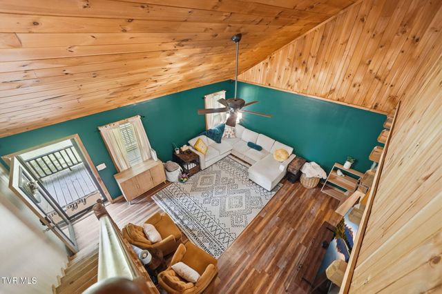 122 Spring Hollow Lane, Jonesborough, TN 37659