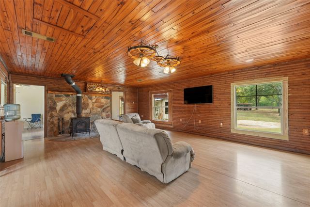 19331 Allen Ranch Road, Eustace, TX 75124