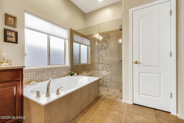 6313 N Via Lomas De Paloma, Tucson, AZ 85718