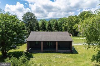 143 WOODLAND CT, Luray, VA 22835