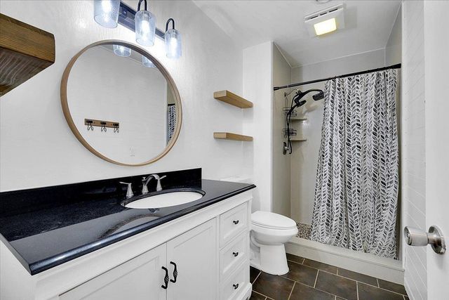 1988 Jeffrey Dr, Yuba City, CA 95991