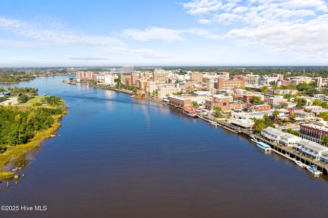 21 N Front Street 3b1, Wilmington, NC 28401