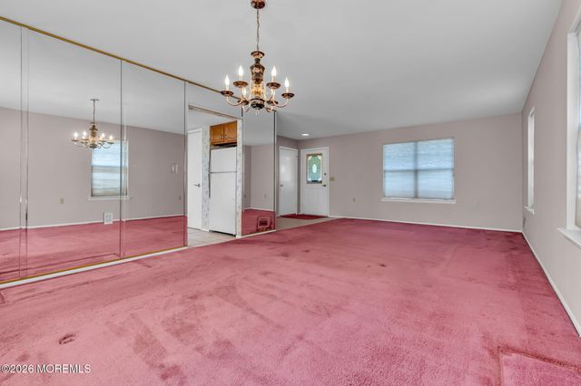21 Hastings Drive, Forked River, NJ 08731