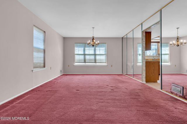 21 Hastings Drive, Forked River, NJ 08731