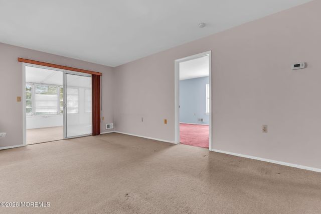 21 Hastings Drive, Forked River, NJ 08731