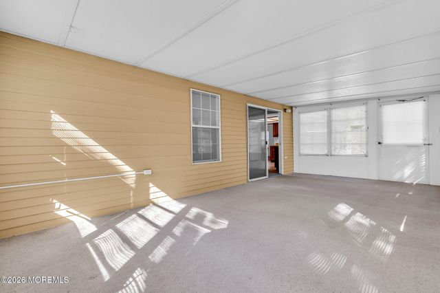 21 Hastings Drive, Forked River, NJ 08731