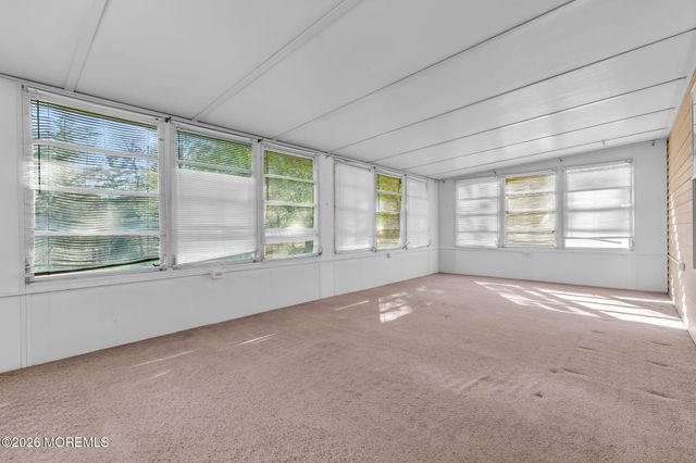 21 Hastings Drive, Forked River, NJ 08731