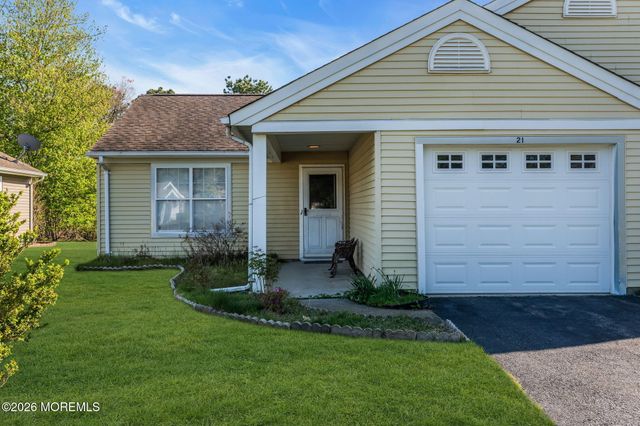 21 Hastings Drive, Forked River, NJ 08731