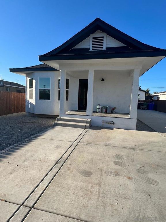 Image 22 of property listing at 3050 K, San Diego, CA 92102