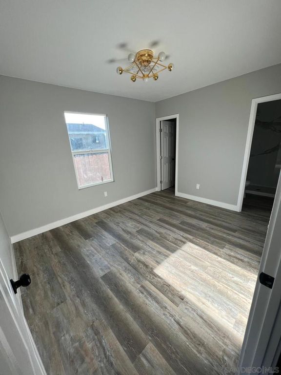 Image 7 of property listing at 3050 K, San Diego, CA 92102