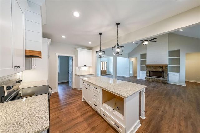 66 Holly Branch Path, Rockmart, GA 30153