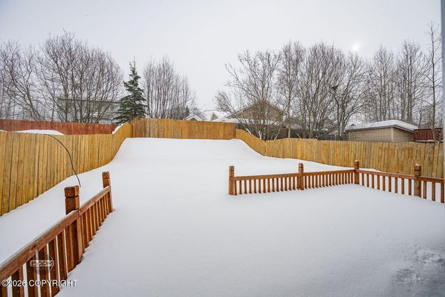 7711 Little Bend Circle, Anchorage, AK 99507