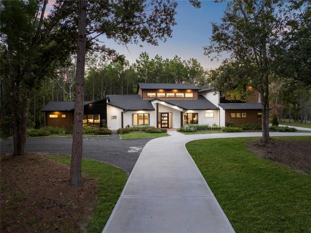 15979 Forest Grove Drive, Willis, TX 77378