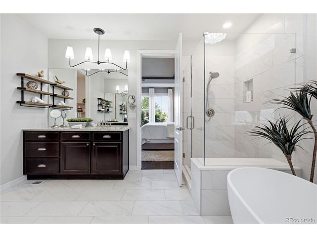 27822 E Long Pl, Aurora, CO 80016