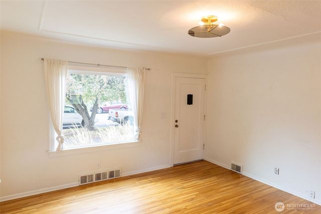 319 E Chestnut Street, Walla Walla, WA 99362