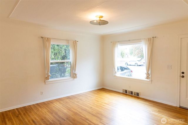 319 E Chestnut Street, Walla Walla, WA 99362