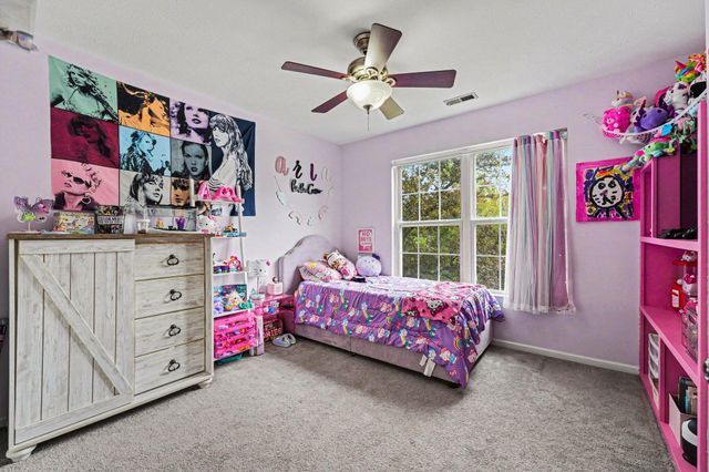 1774 Danvers Parkway, Valparaiso, IN 46385