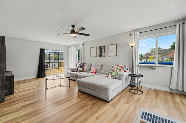 1774 Danvers Parkway, Valparaiso, IN 46385