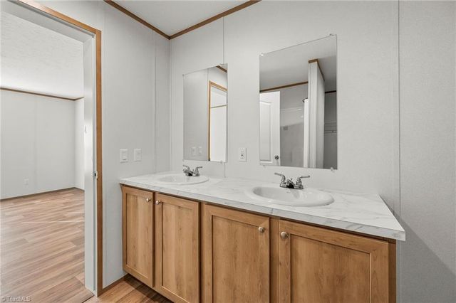 220 Old Thomasville Road, Winston-salem, NC 27107