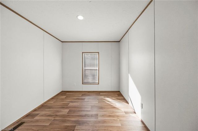 220 Old Thomasville Road, Winston-salem, NC 27107