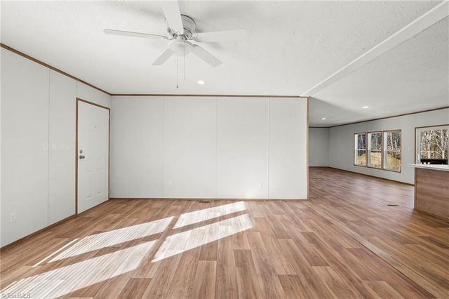 220 Old Thomasville Road, Winston-salem, NC 27107