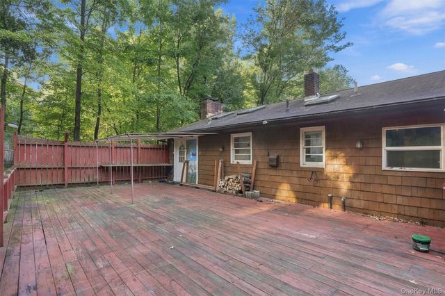 45 Sayer Road, Blooming Grove, NY 10914