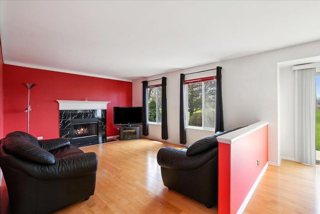 554 Charlton Court, Lake Villa, IL 60046